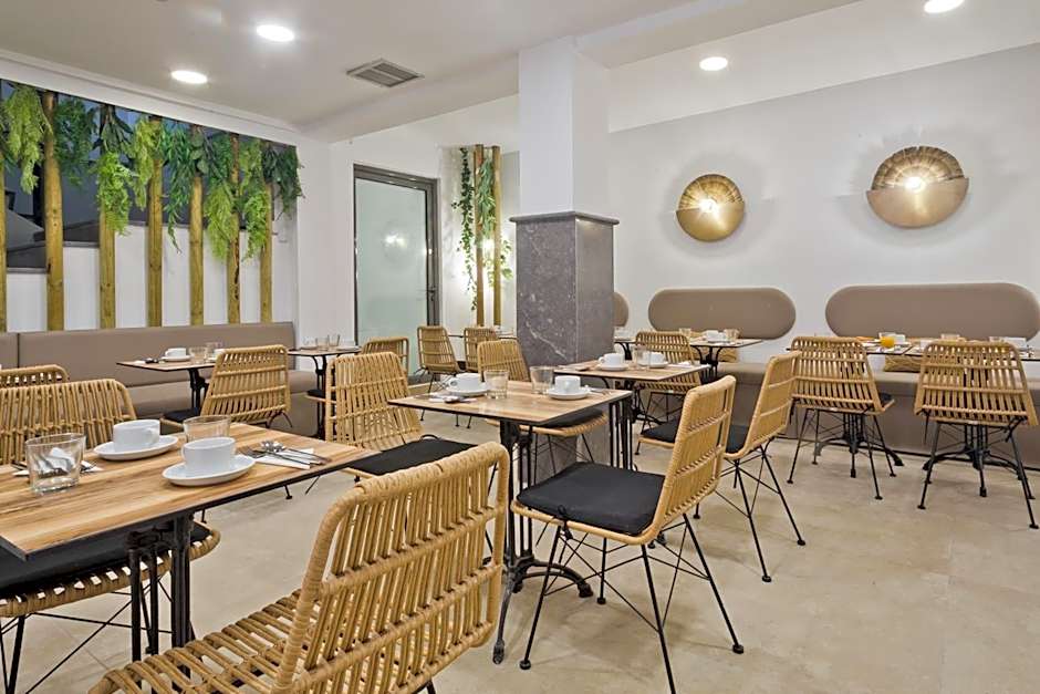 Diana Art Boutique Hotel