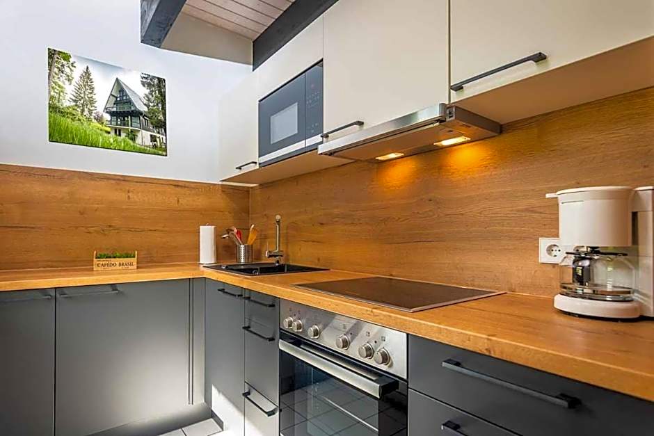 Berghotel Friedrichshöhe - Sauna, Pool & Natur