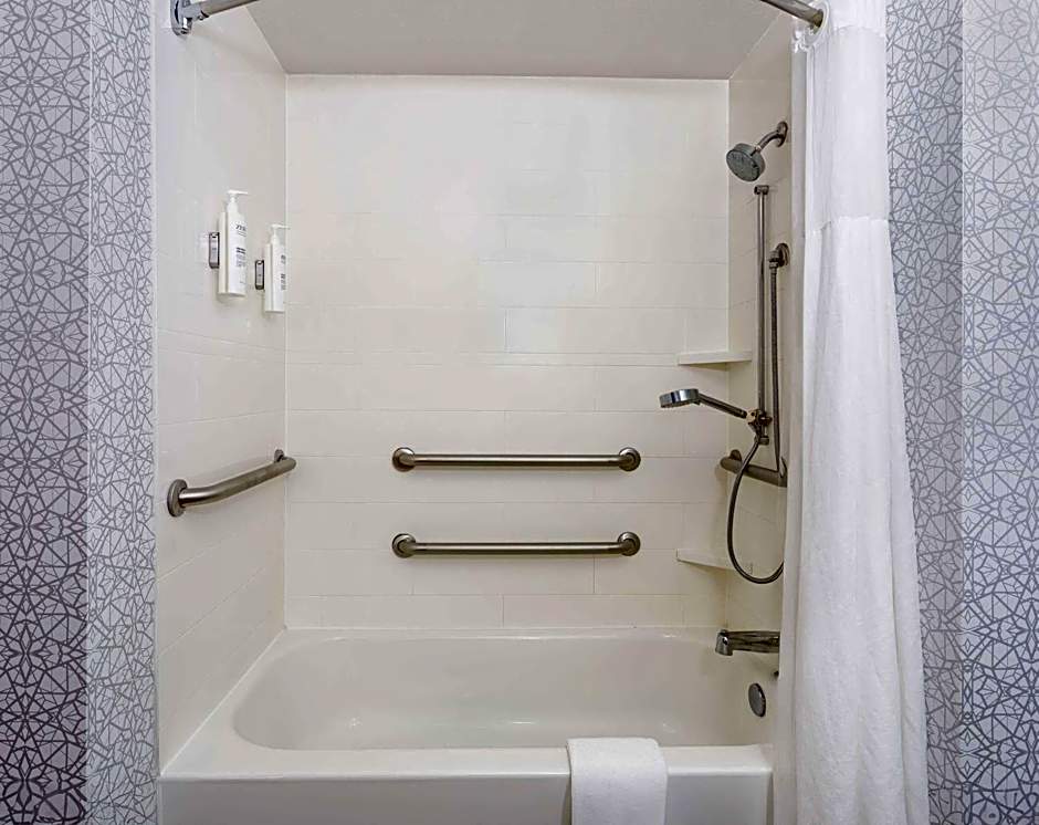 Hampton Inn By Hilton & Suites Tallahassee I-10-Thomasville Rd, Fl