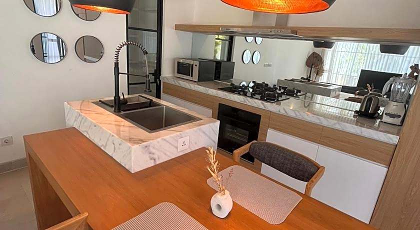 The Kons Villa Bali Seminyak
