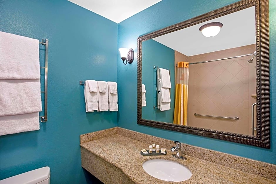La Quinta Inn & Suites by Wyndham Panama City Beach