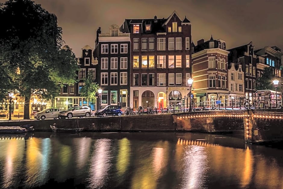 Canal View B&B Amsterdam