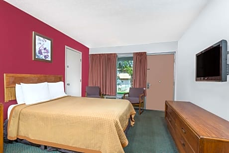 1 Double Bed, Mobility Accessible Room, Non-Smoking