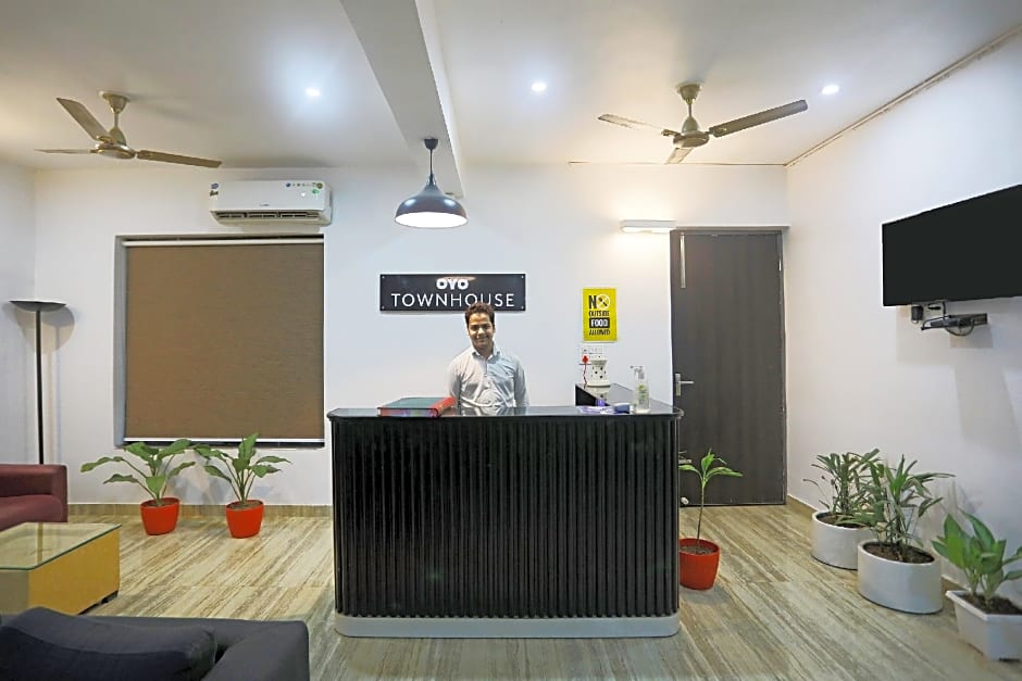 OYO Townhouse 398 Cloud Bay