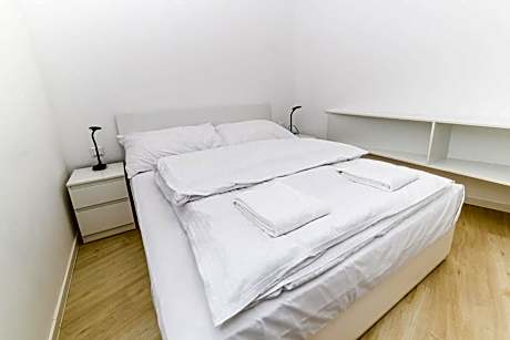 Studio with Air Conditioning