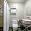 Zhiying Star Travel Collection Hotel (Zhujiang New Town Wuyangyu Subway Station)