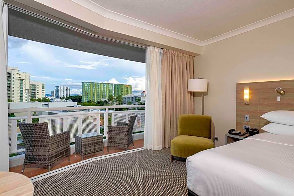 DoubleTree By Hilton Hotel Cairns