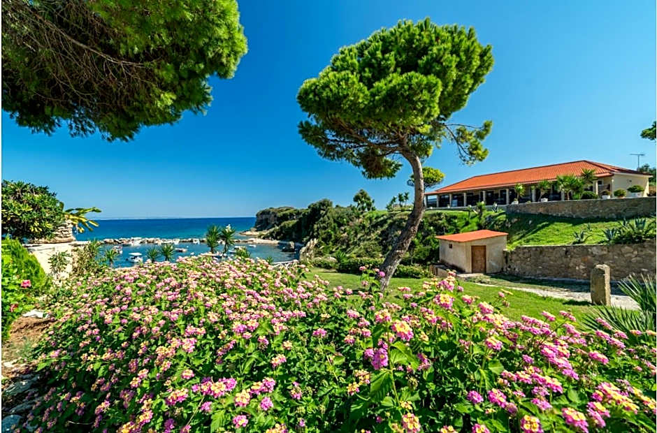 Porto Roma Seaside Studios