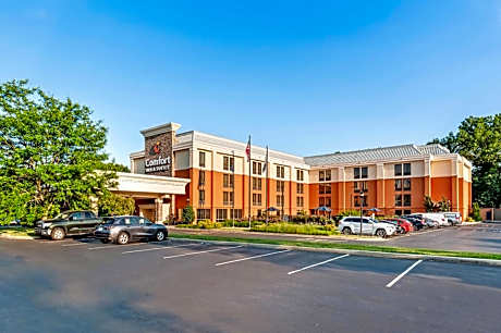 Comfort Inn & Suites Newark - Wilmington