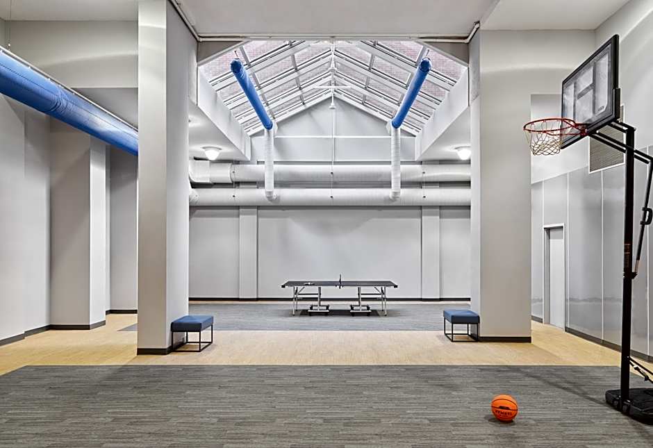 The Metcalfe by Gray Collection