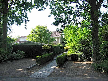 Apartment in Oostkapelle near the Beach