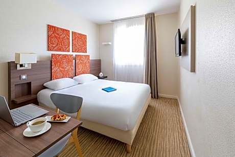 Kyriad Chambéry Centre - Hôtel et Résidence