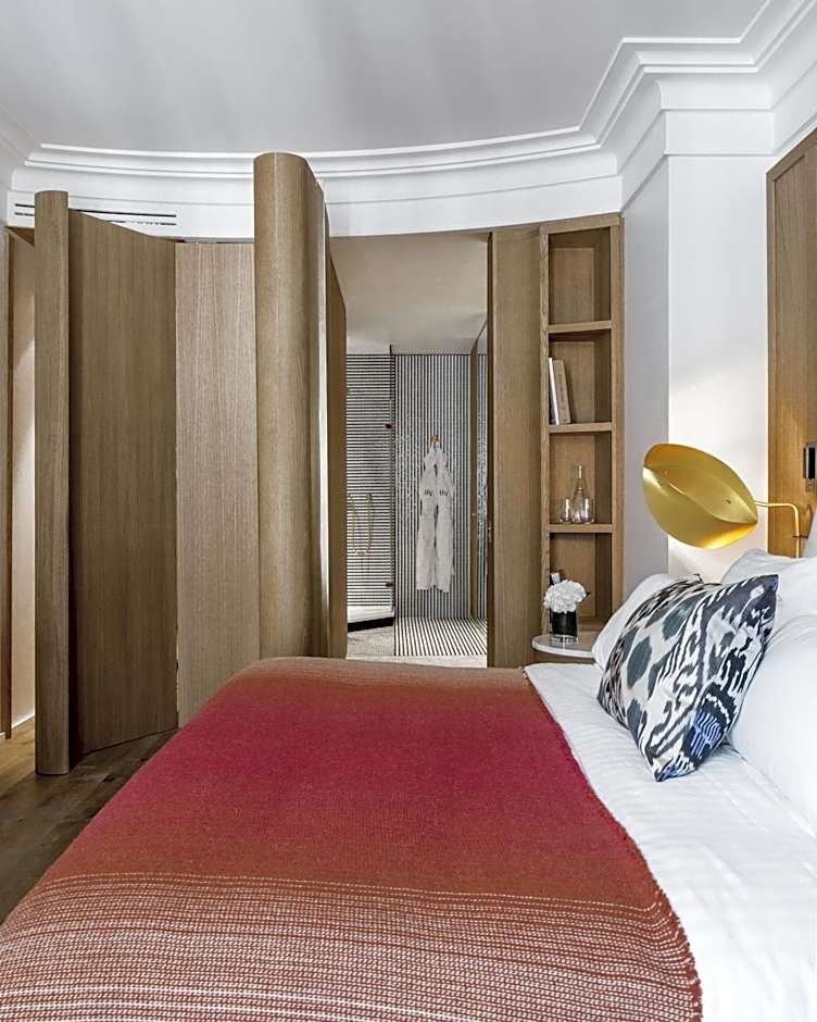 Hôtel Vernet Champs Elysées Paris