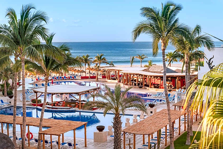 Grand Decameron Los Cabos, A Trademark All Inclusive Resort