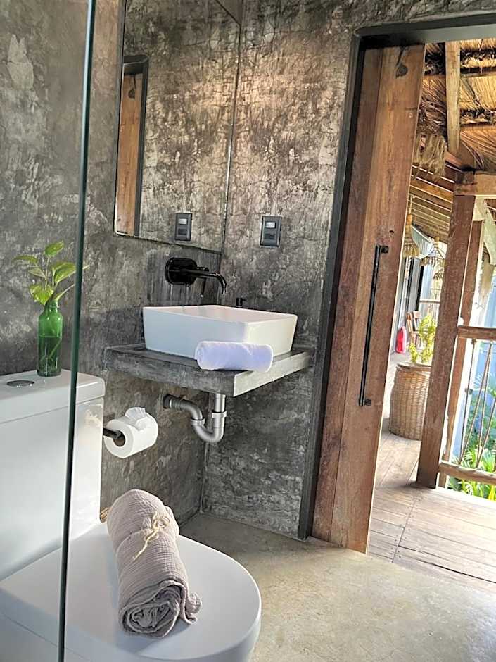 Meteora Stay & Coffeehouse Tulum