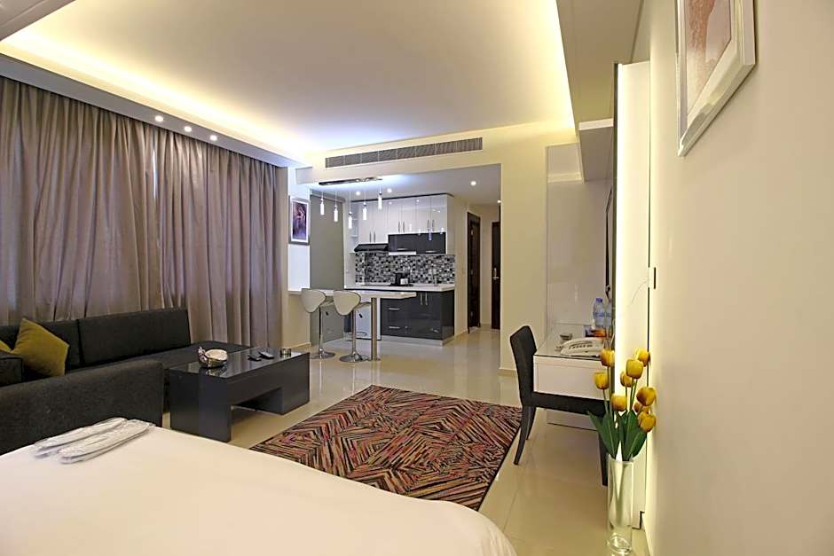 Palm Ville Suites