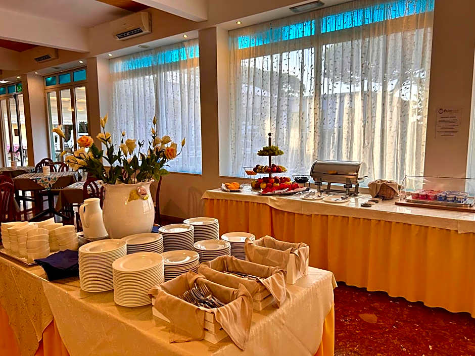 Hotel Palm Beach