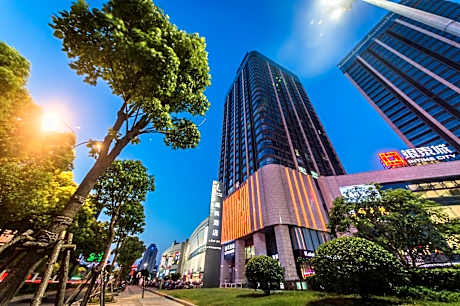 Lavande Hotel Haining Leather City Yintai