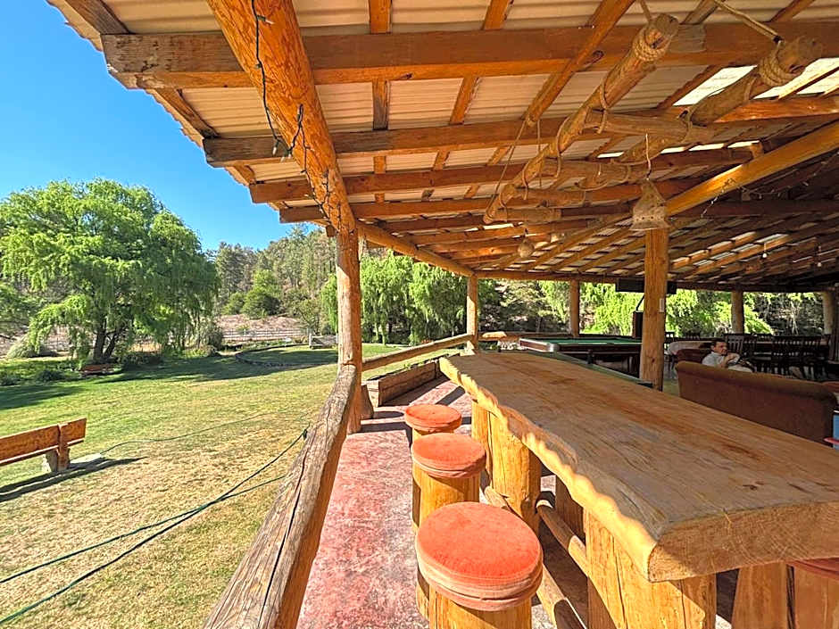 Relajante Cabana Con Vistas Impresionantes