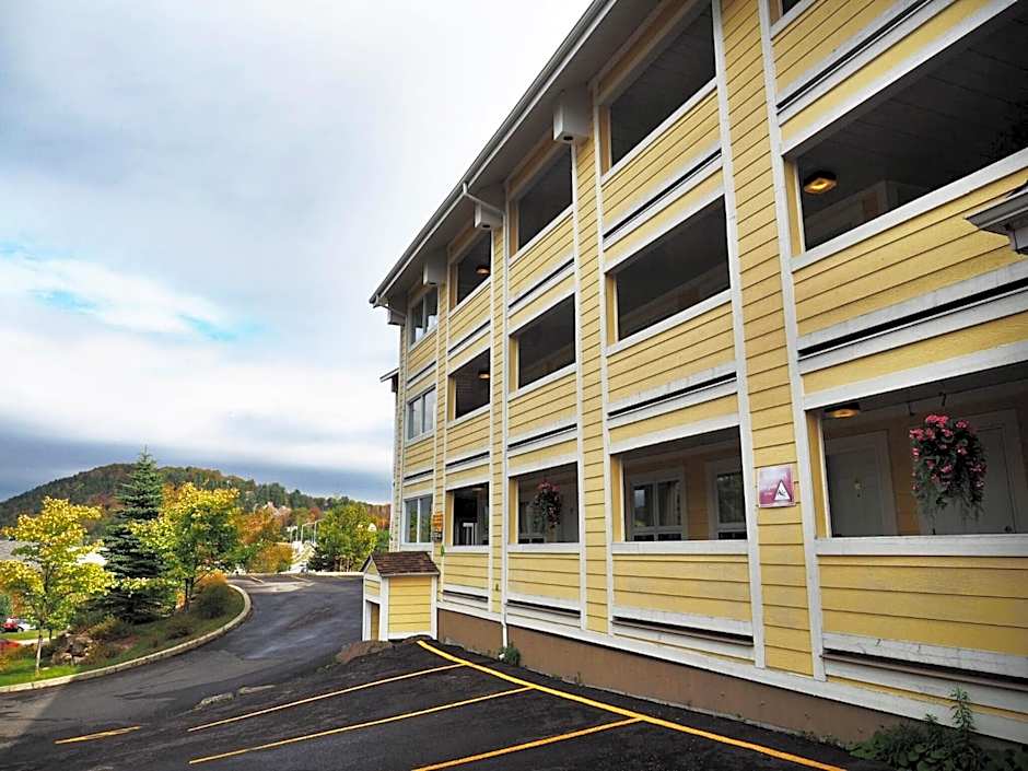 Hotel et Suites Les Laurentides