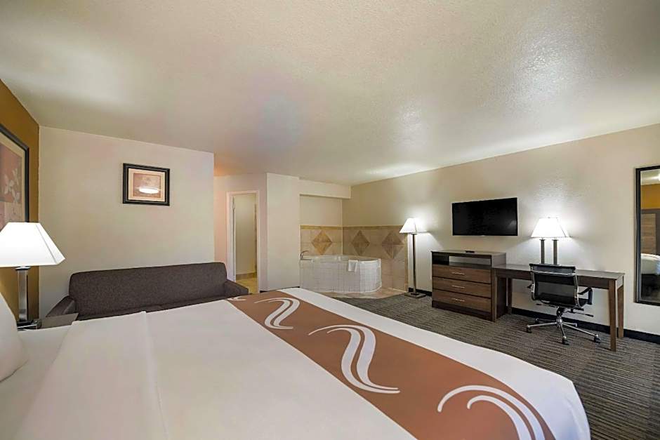 Quality Inn & Suites Lufkin