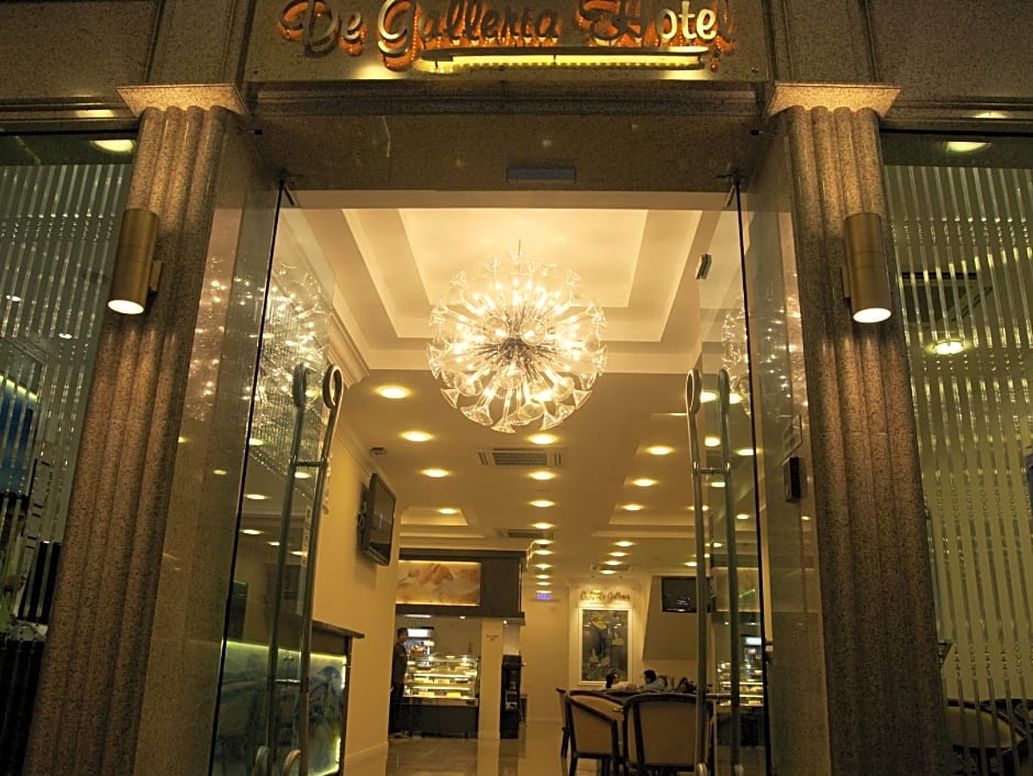 De Galleria Hotel