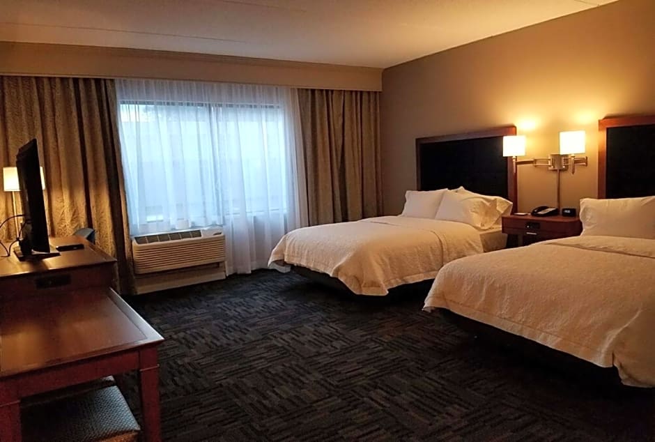 Hampton Inn By Hilton & Suites Newburgh Stewart Airport, NY