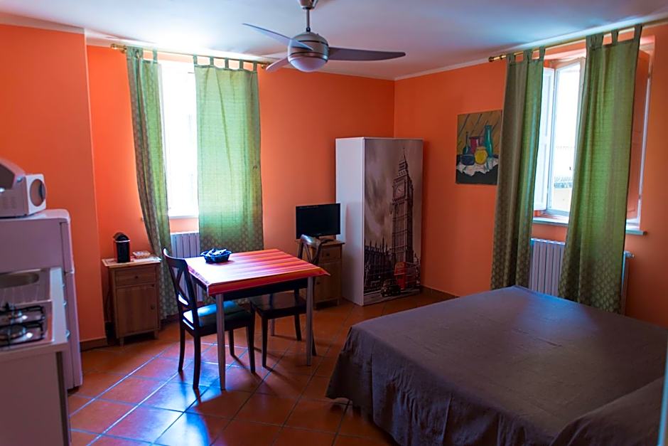 Al Cardinale Rooms & Studios