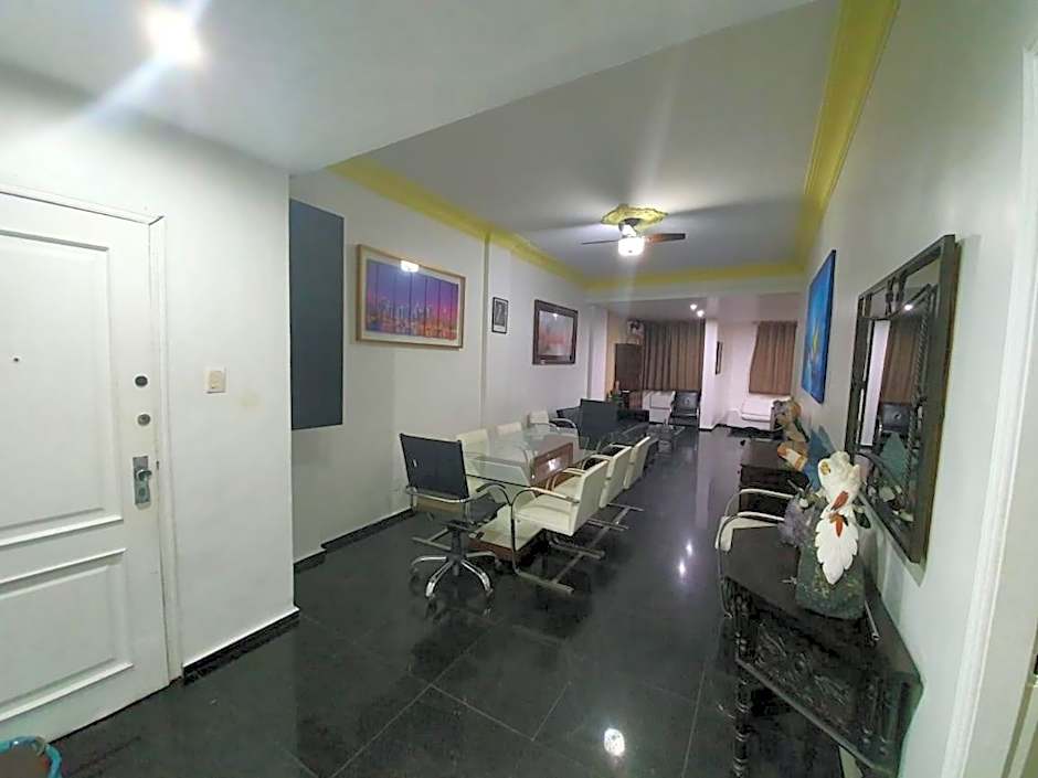 The best Copacabana Luxury Design 3 Bedroom room 3 bathroom 85 inch cinema tv top location