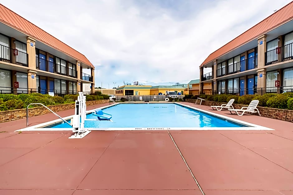 OYO Hotel Bossier City LA - Red River