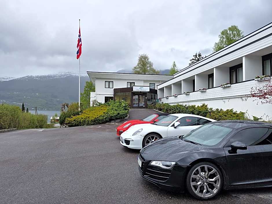 Olden Fjordhotel
