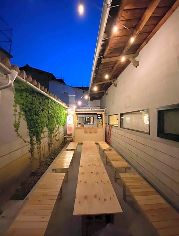 hostel mog