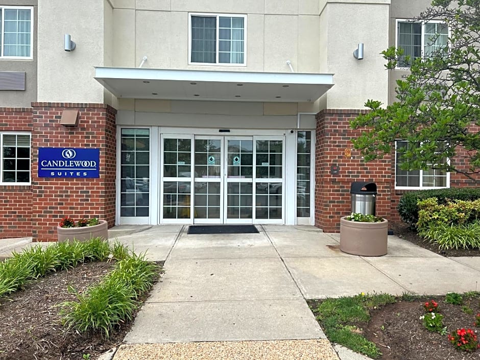 Candlewood Suites Washington-Dulles Herndon by IHG