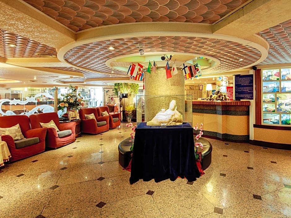 Chungli Business Hotel