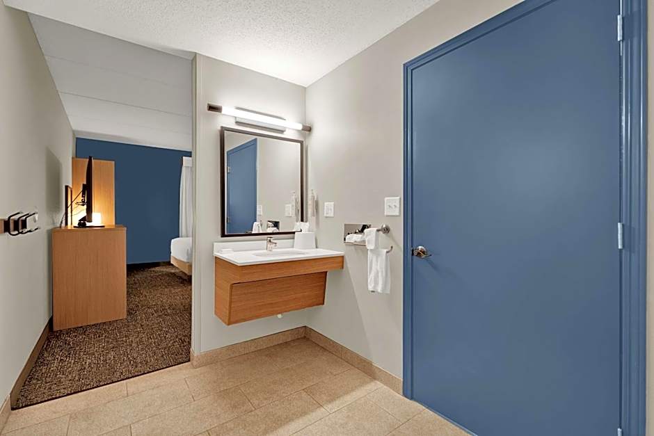 Spark by Hilton Plymouth