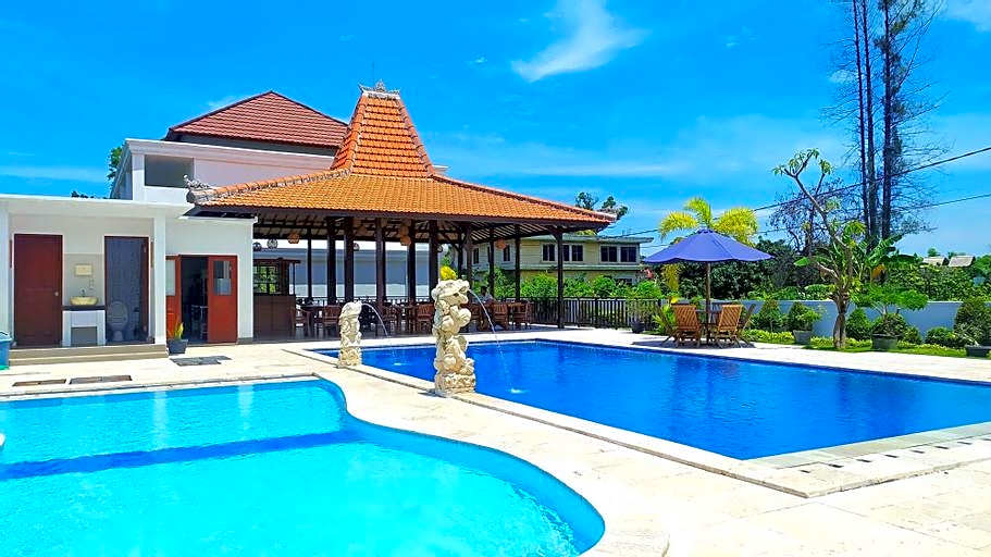 Puri Lovina Edhotel