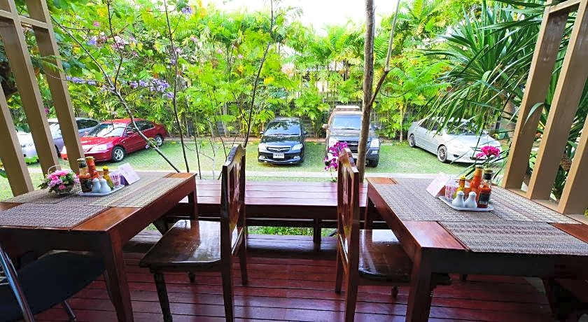 Rapeepan Ville Hotel