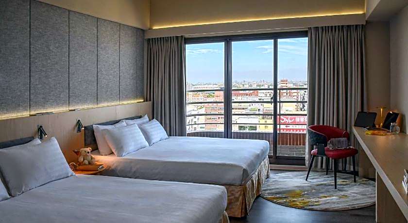 Metro Hotel