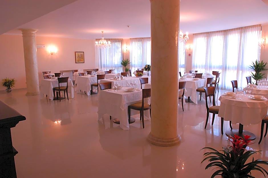 HC Hotel Cremona Pilgrim's