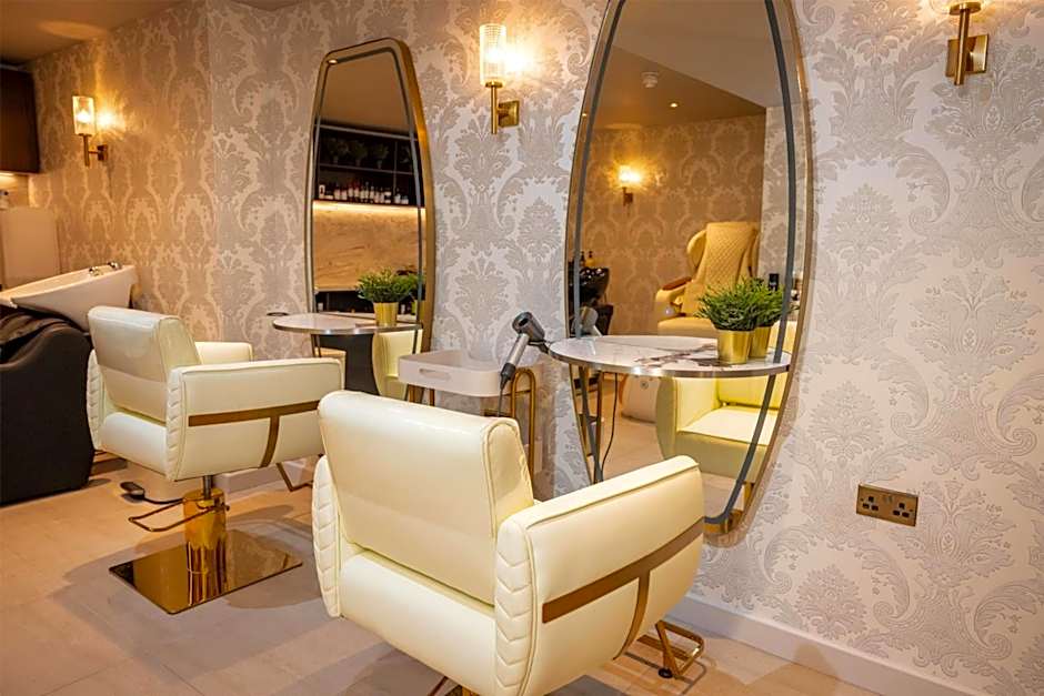 Dover Marina Hotel & Spa, Tapestry Collection by Hilton