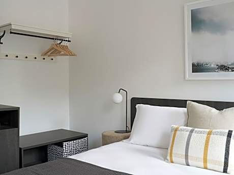 Double Room with Shared Bathroom