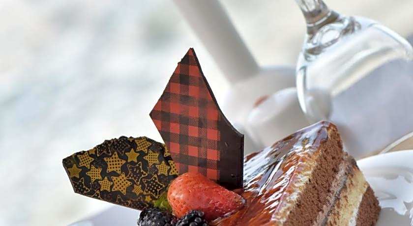 Awaliv Hotel