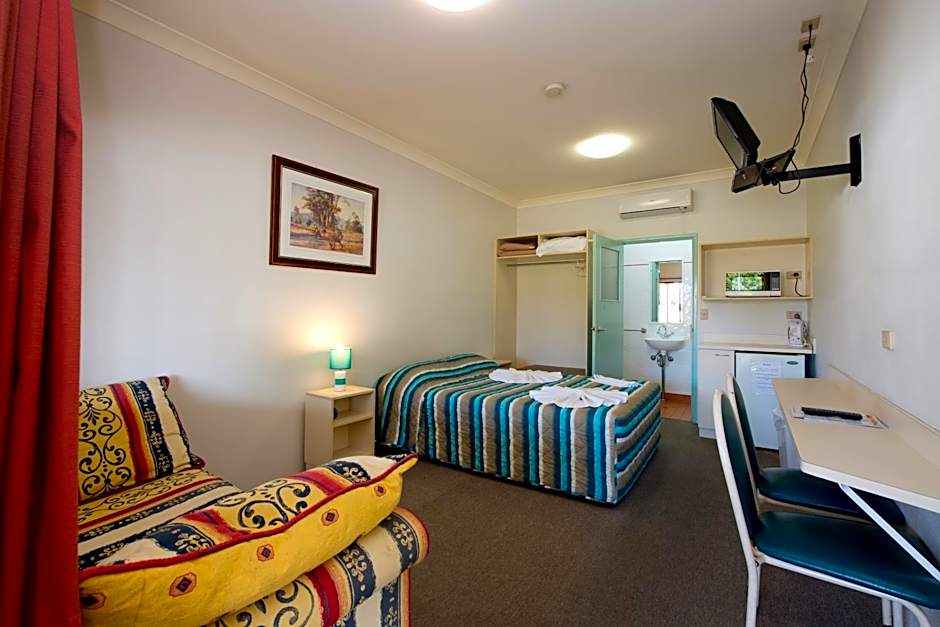 Lamington Hotel Motel - Detached Motel