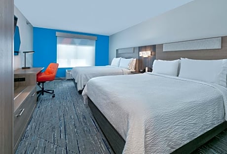 Standard Queen Room with Two Queen Beds