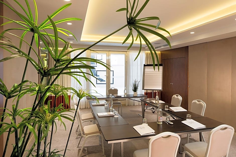 Hotel Le M Paris Montparnasse