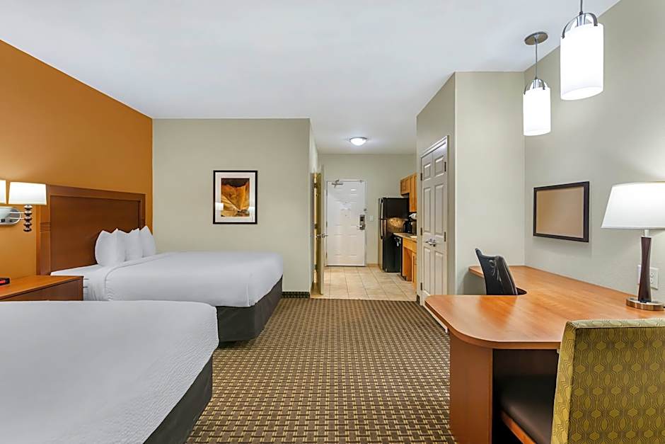 Photo 1 of 9 of Efficiency 2 Queen Beds, Accessible