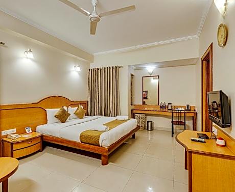 Hotel Woodland Kolhapur 3 Star Hotel