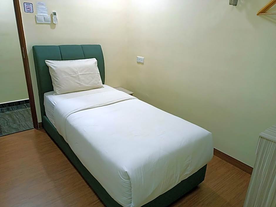 Hotel O Jasin