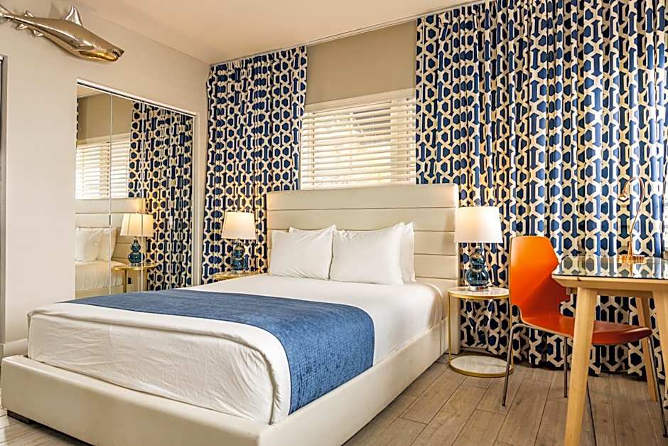 Oceanside Hotel and Suites