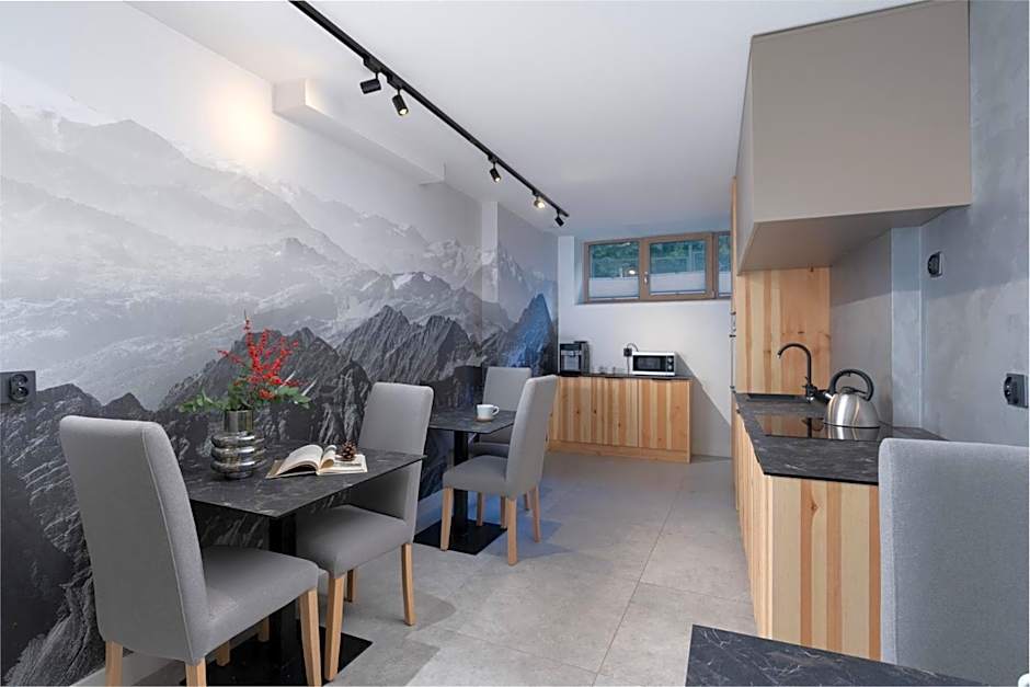 Villa 7 Apartments